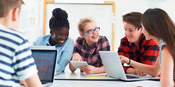 La educación virtual busca conectar a los niños con el futuro featured image